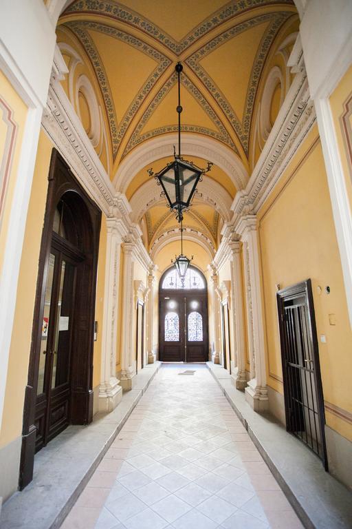 Agora Apartment Budapest Exterior foto